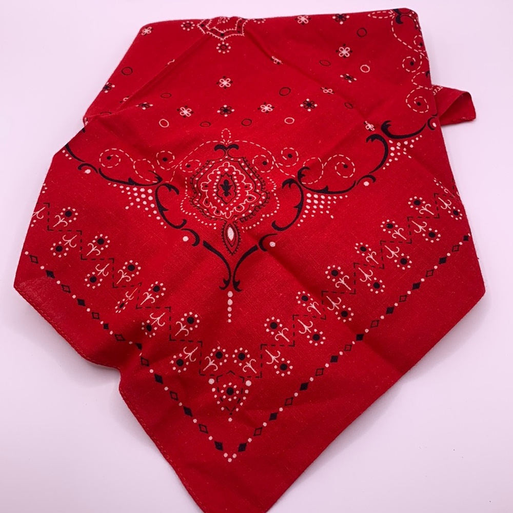 Unique vintage red bandanna delicate point daisies and diamonds motif fast color